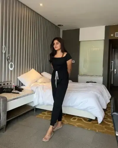 Call Girls Yupia Cash On Delivery